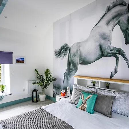 Curragh House *