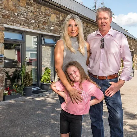 بيت للعطل Curragh House *